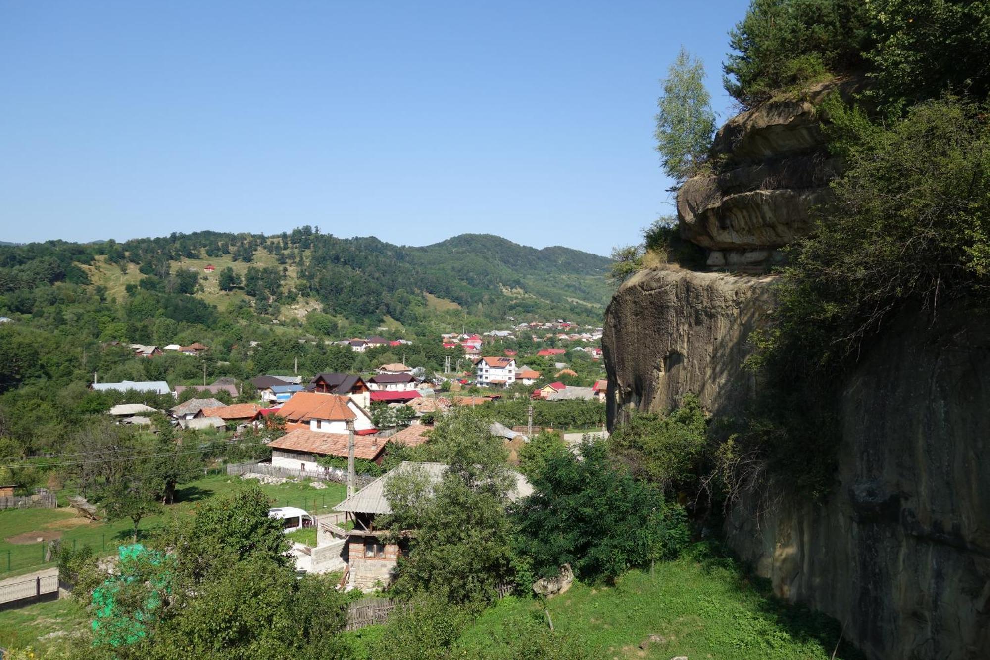 Villa Conacul Doamnei Corbi Exterior foto