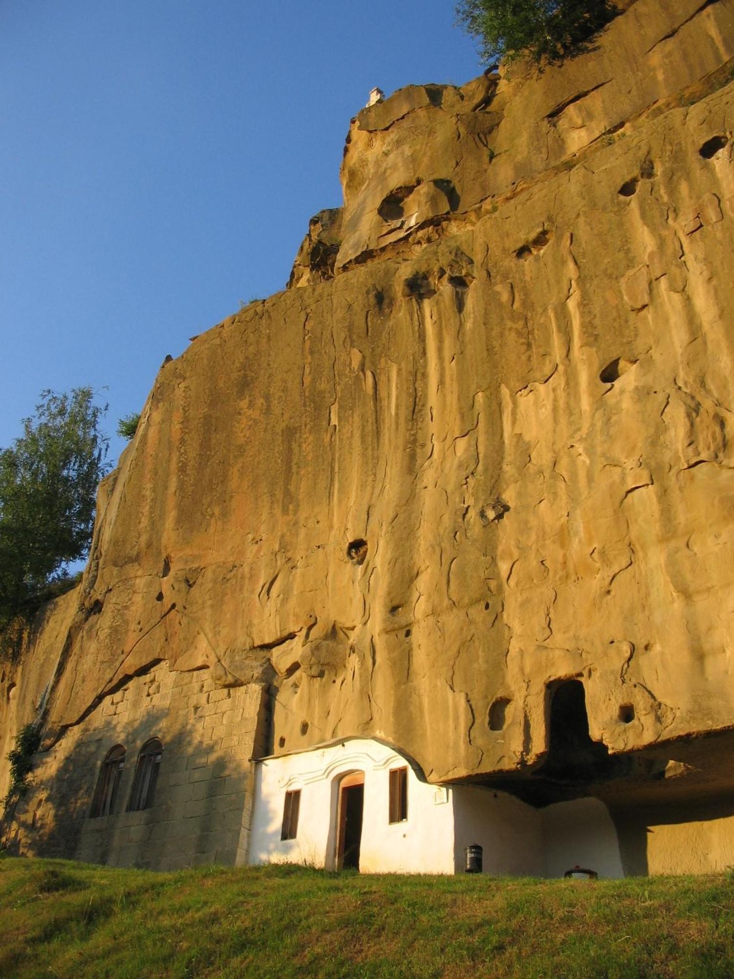 Villa Conacul Doamnei Corbi Exterior foto